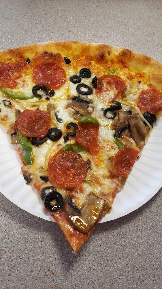 Roma Supreme Pizza